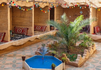 سفره خانه سنتی هتل حافظ شیراز